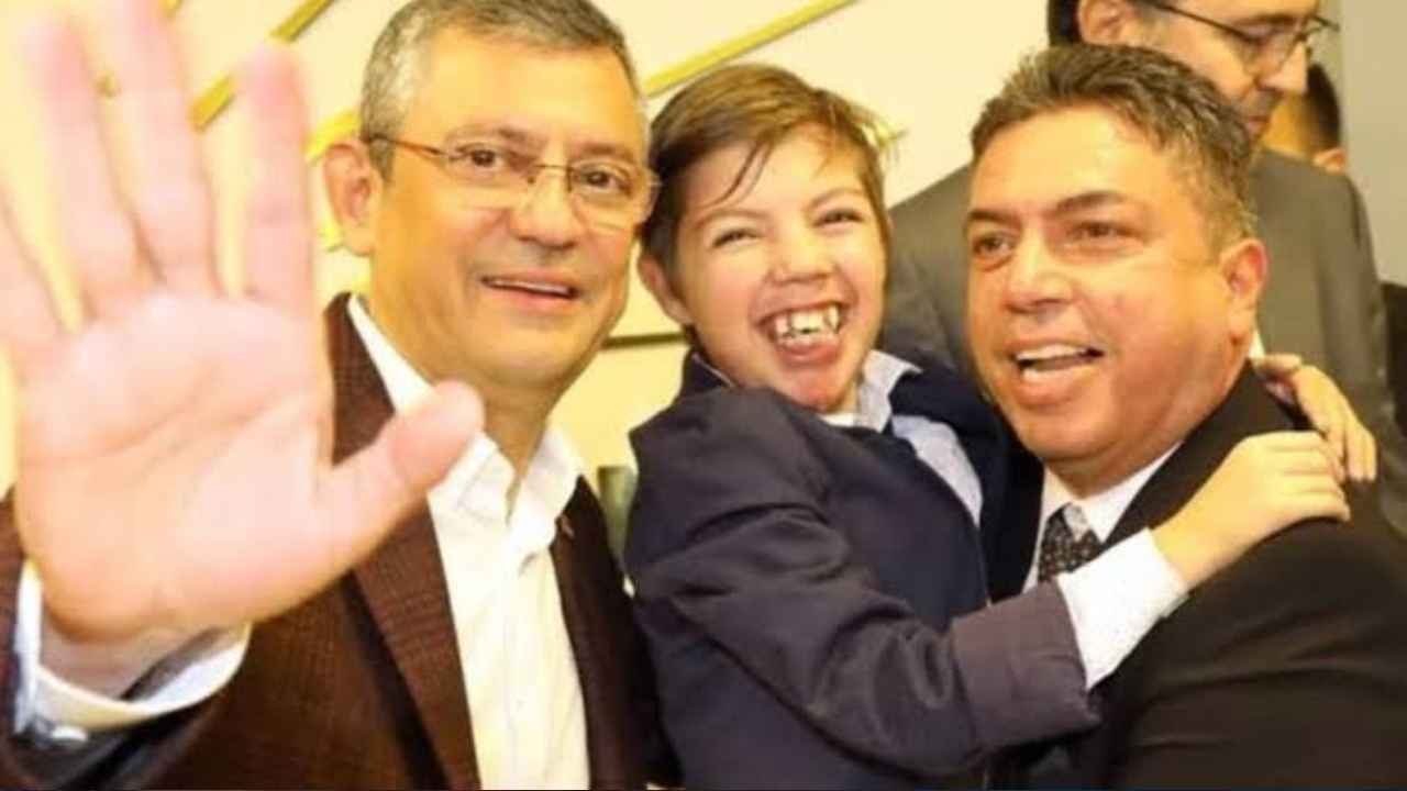 Muore il figlio dodicenne del leader del CHP