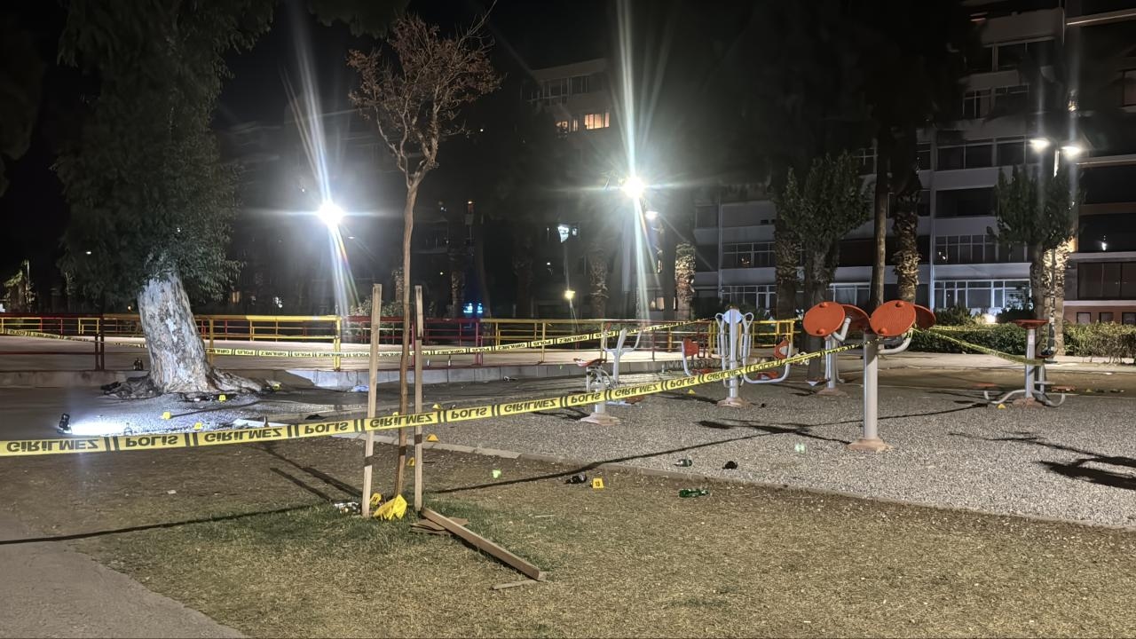 Schießerei zwischen zwei Gruppen in Izmir: 1 Toter, 6 Verletzte