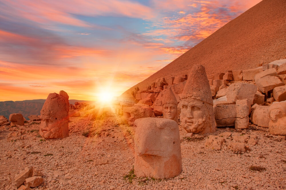 Adıyaman Mount Nemrut Introductie en Mount Nemrut Reisgids