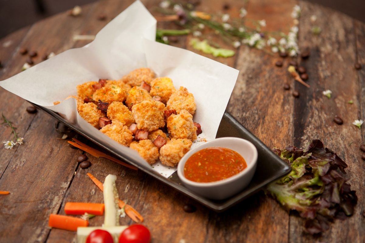 Nutricionista enseña receta de nuggets de pollo saludables