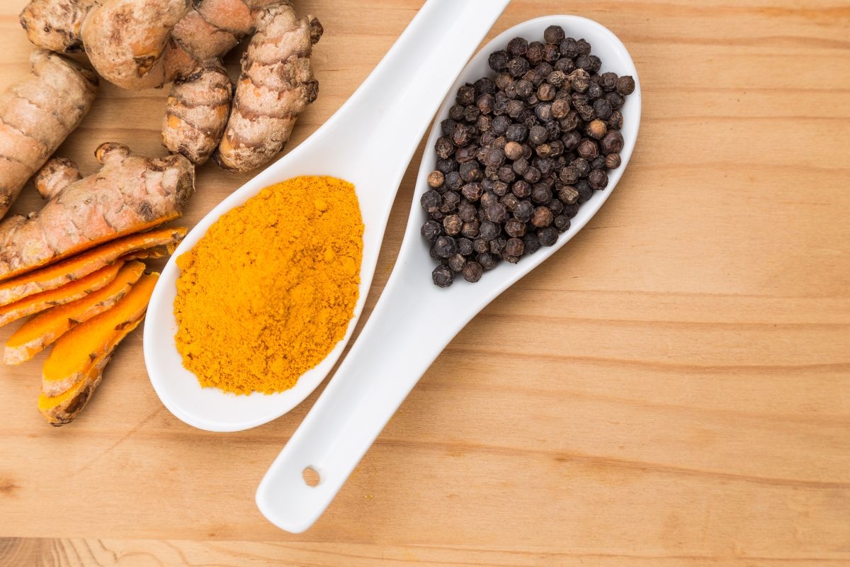 Turmeric with black pepper: see the benefits of this powerful combination