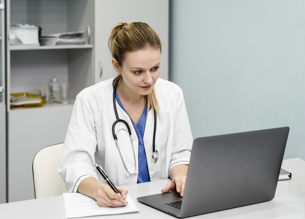 Il Ministero della Giustizia ha proposto di approvare un programma di riqualificazione professionale nel campo delle competenze mediche e sociali