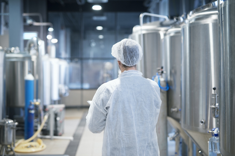 Il Ministero dell'Industria e del Commercio ha proposto di stabilire categorie di rischio per il controllo delle licenze sui produttori farmaceutici