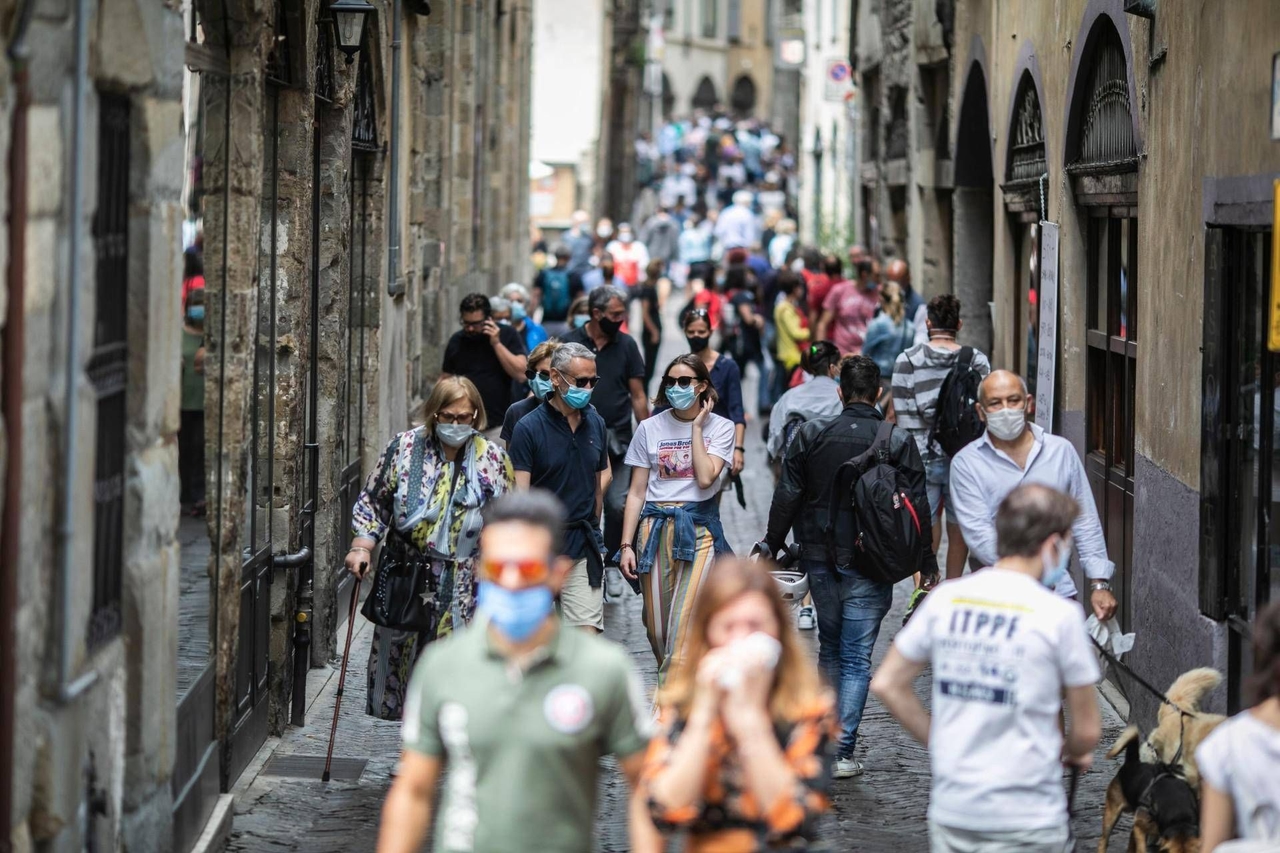 Covid, máscaras, isolamento e vacinas de novo? O que disse o Ecdc