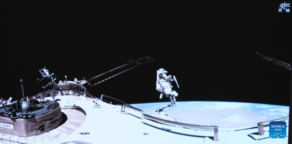 Shenzhou-20 astronotları üçüncü uzay yürüyüşünü tamamladı