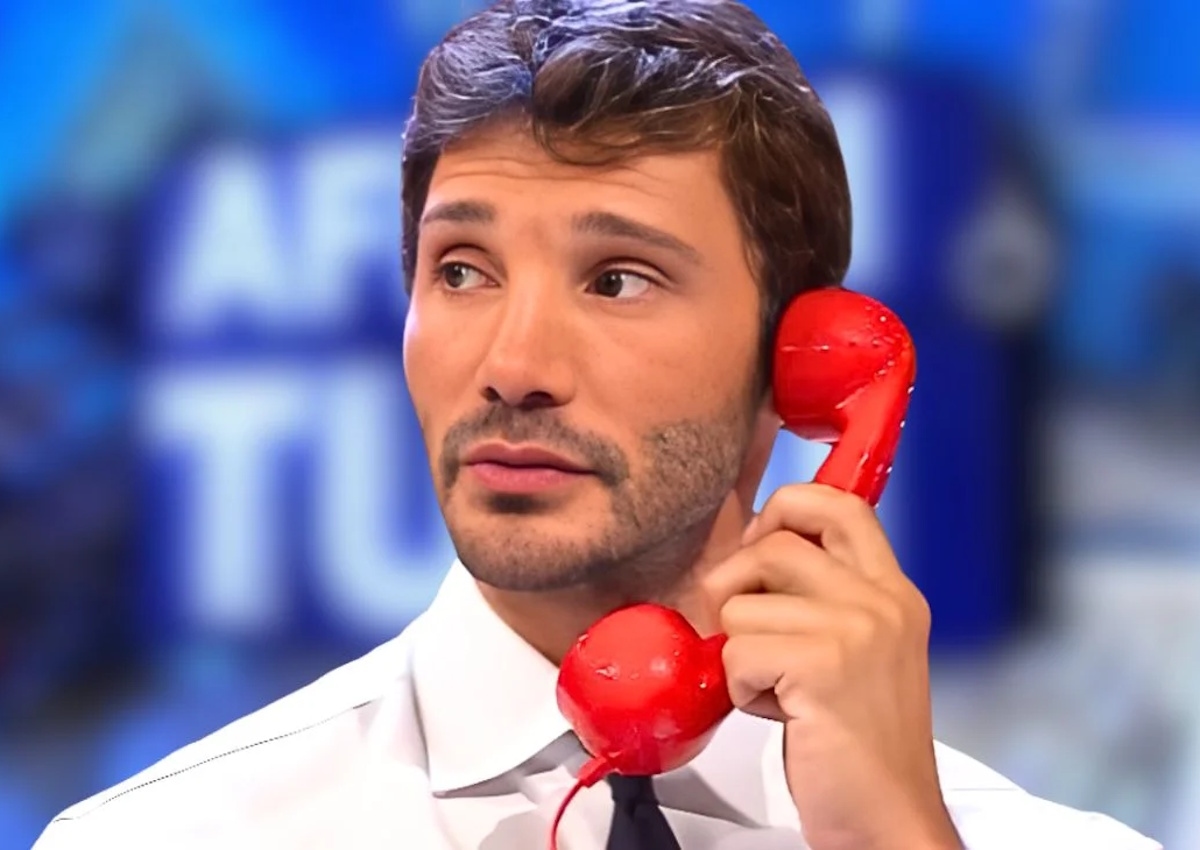 "Affari Tuoi," Stefano De Martino hastily recalled from vacation: "There's a lot of nervousness."