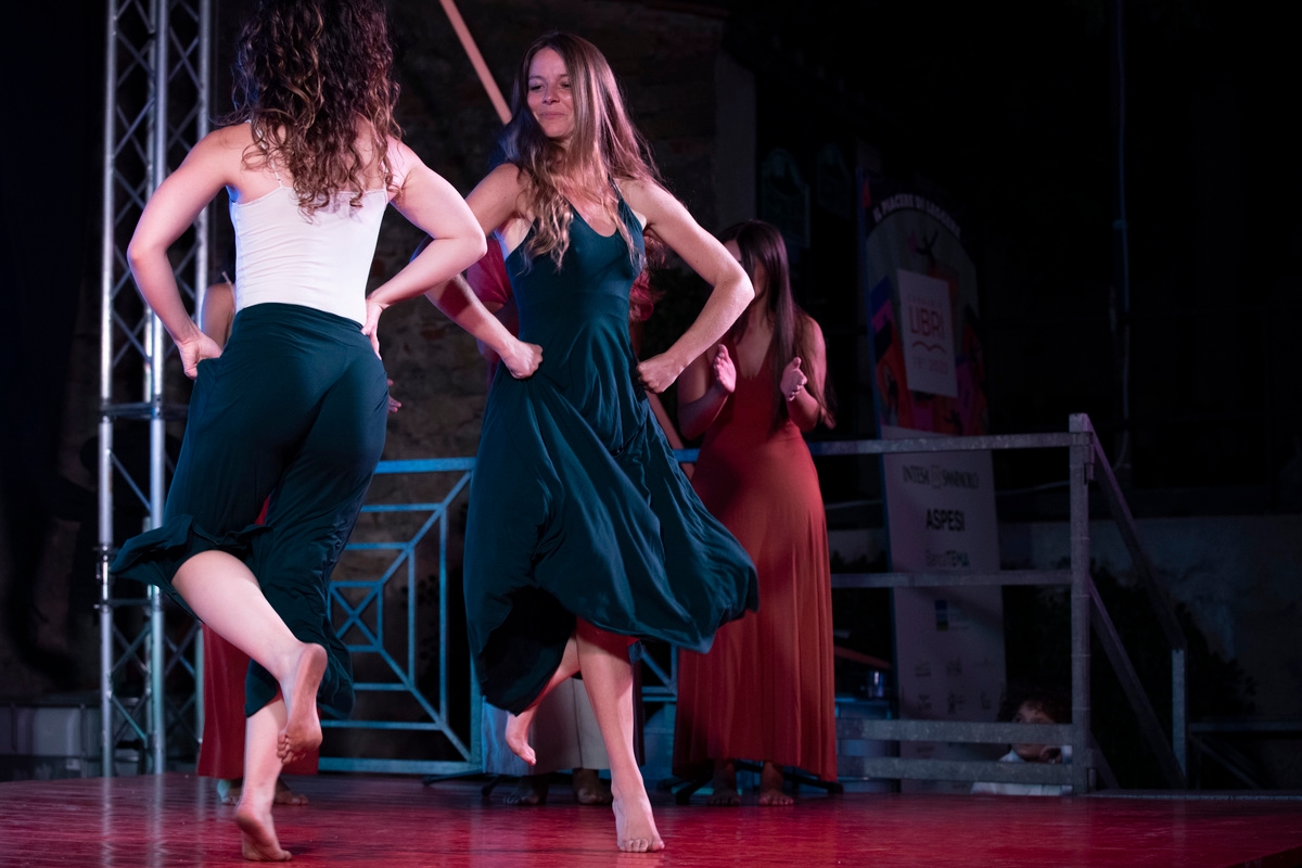 Capalbio Libri è anche musica con la Compagnia Teatro del Mediterraneo e i Trillanti trio