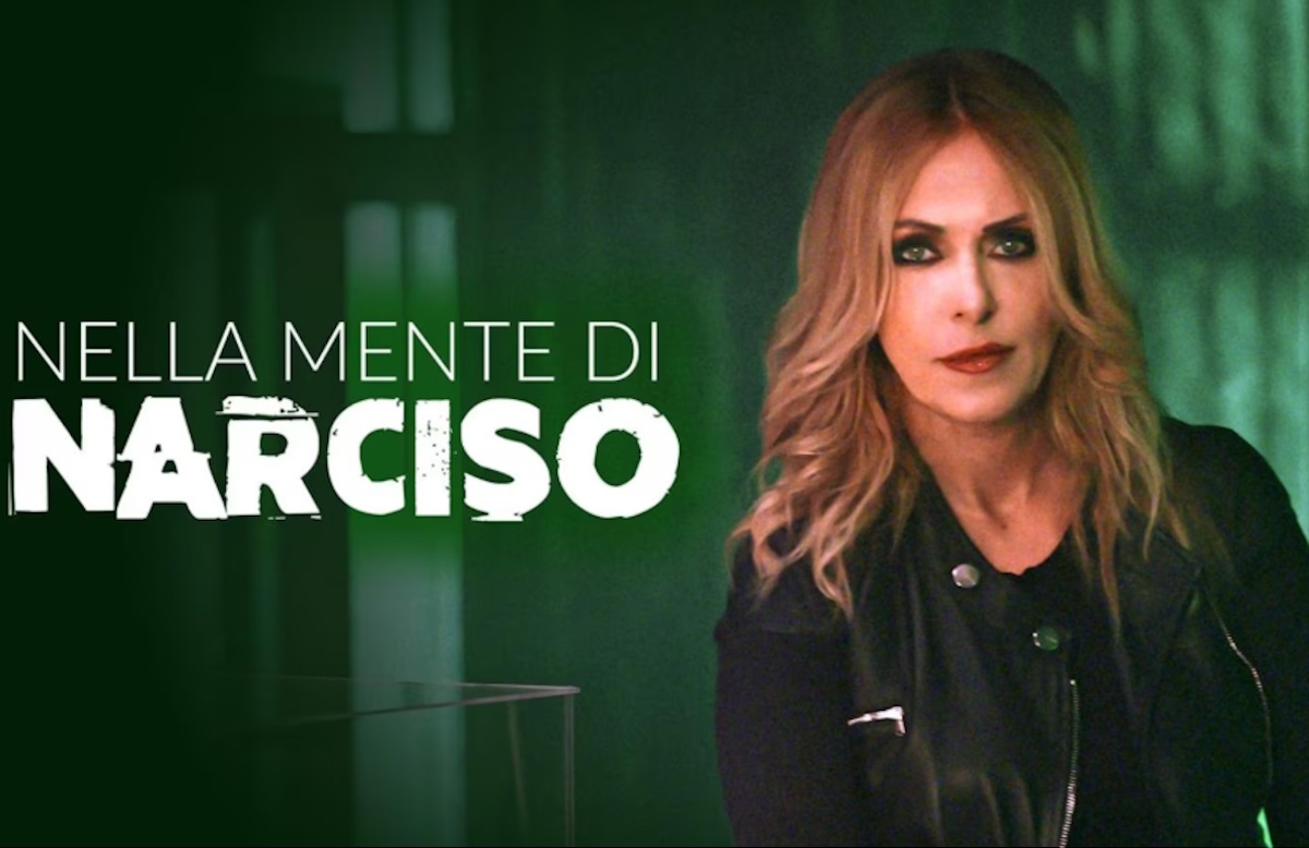 "Narcissus'un Zihninde" Rai2'ye geri dönüyor. Sunucu Roberta Bruzzone ile tanışın: Suç muhabirliğinden "Yıldızlarla Dans"a, hatta...