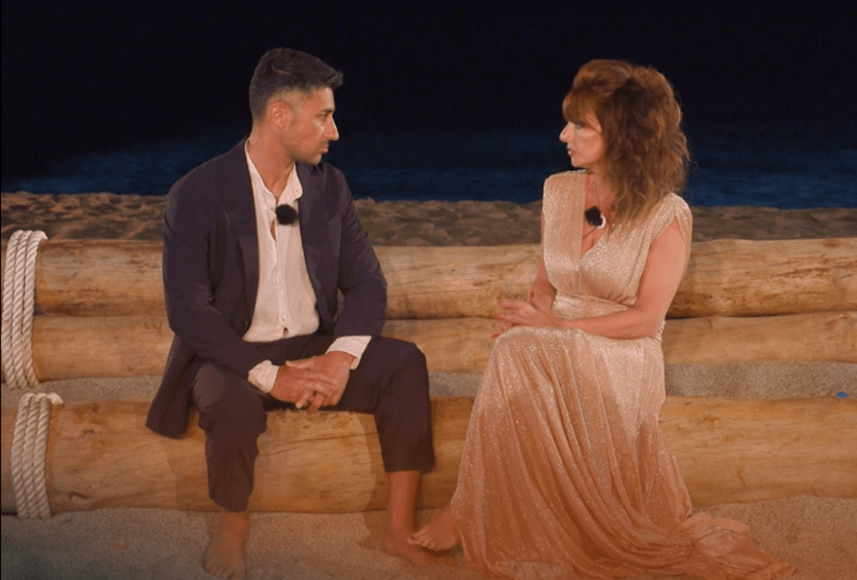 Ascolti tv, Temptation Island sbaraglia anche le suore. Il Caso di Nazzi (su Meredith Kercher) a picco: Zona Bianca stravince - Top e Flop Auditel
