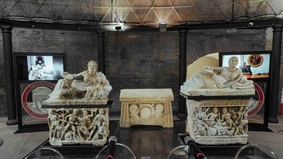 Onderzoeken en herontdekte schatten: het Museum of Saved Art heropent