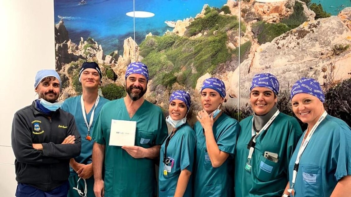 Olbia, o primeiro implante de neuroestimulação da medula espinhal com IA da Itália