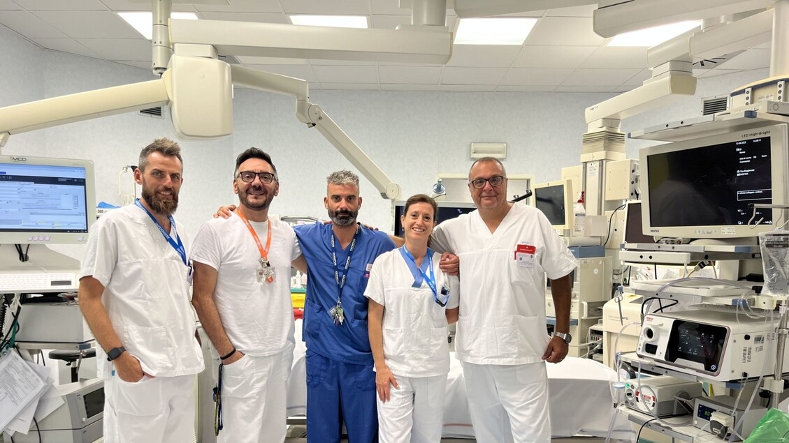 Lesão neoplásica removida em Modena com técnica minimamente invasiva