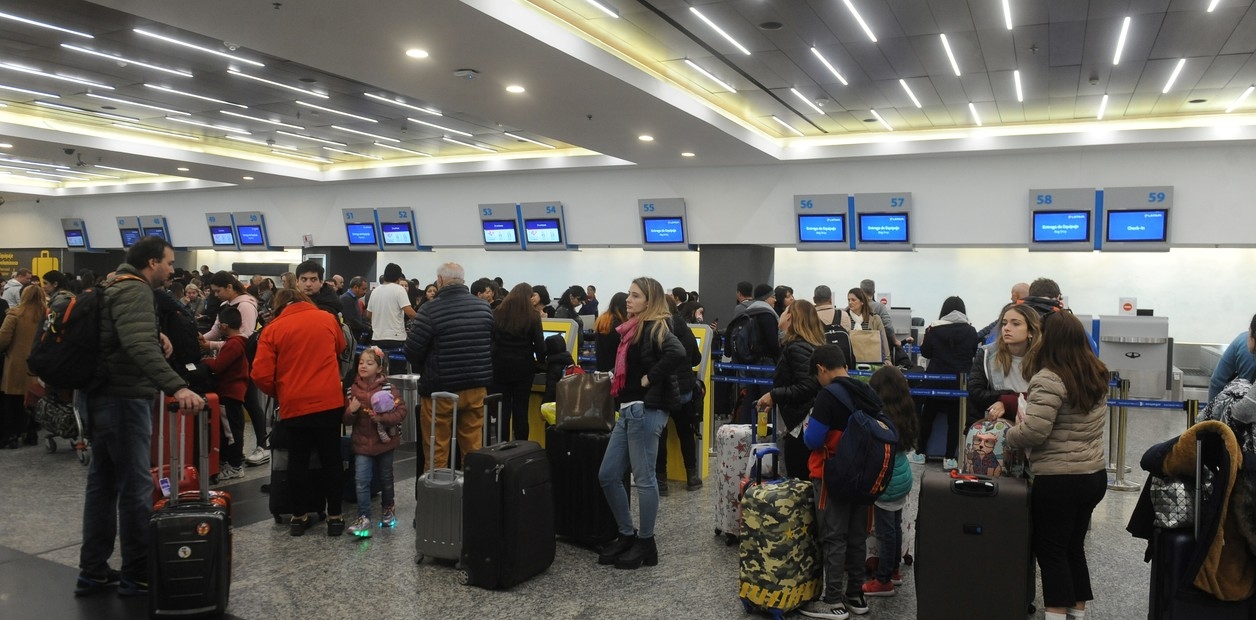 Kiedy zaczynają się zimowe wakacje w 2025 roku? Oferty, ceny i najlepsze destynacje