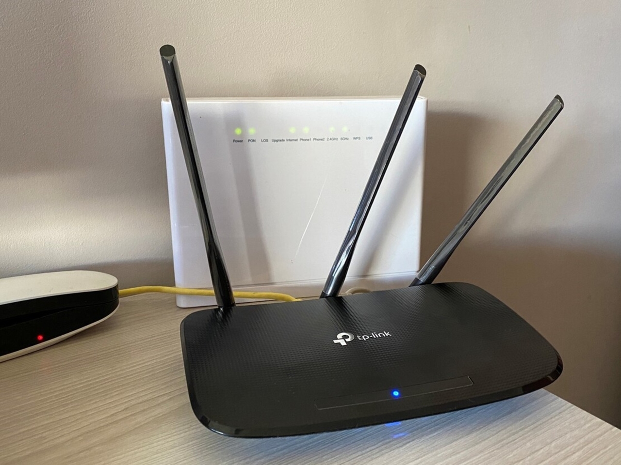 Wi-Fi sinyalinizi iyileştirmek için devre dışı bırakmanız gereken modem özelliği: adım adım talimatlar