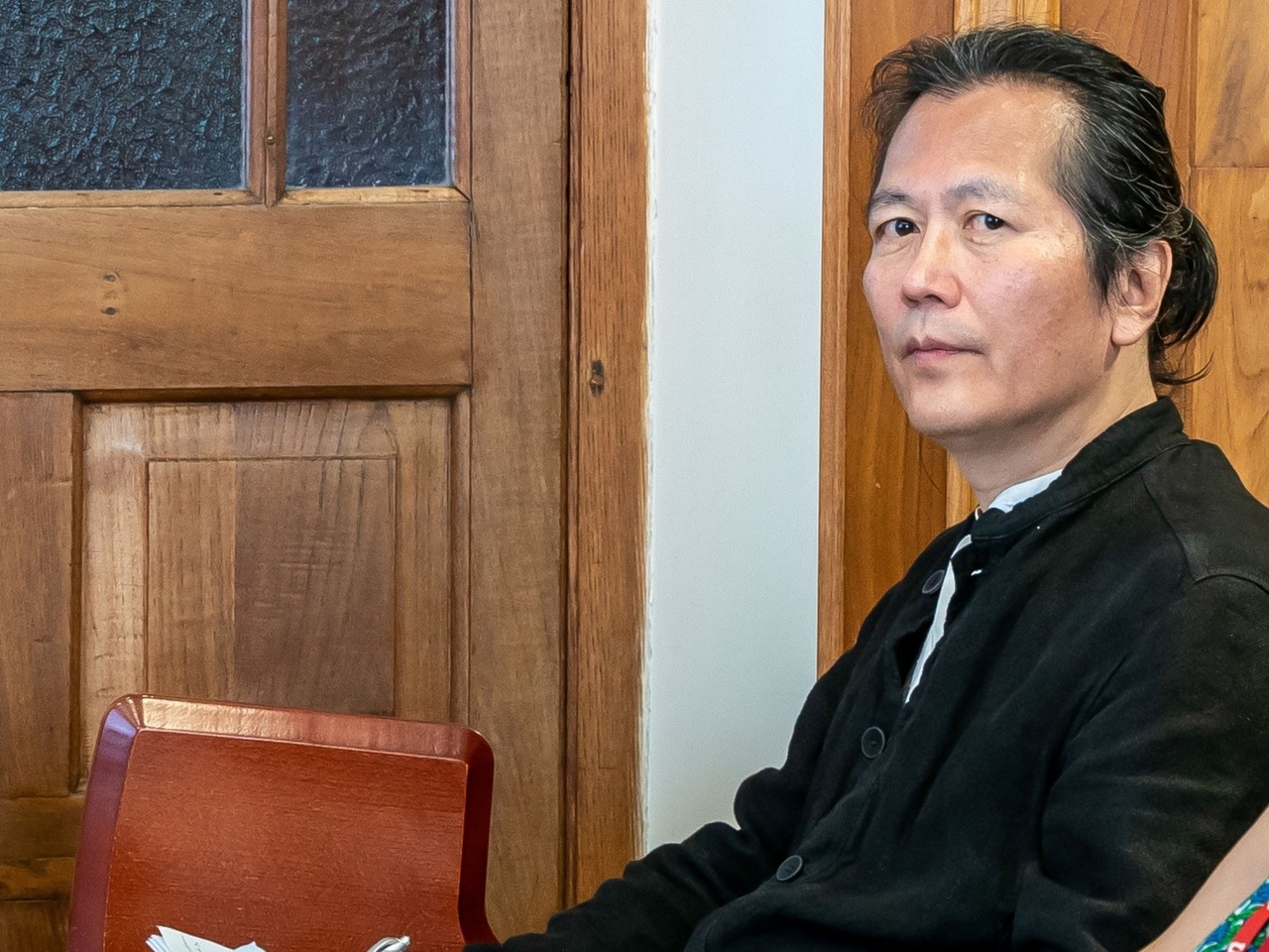 Der Philosoph Byung-Chul Han gewann den Prinzessin-von-Asturien-Preis 2025 für Kommunikation und Geisteswissenschaften.