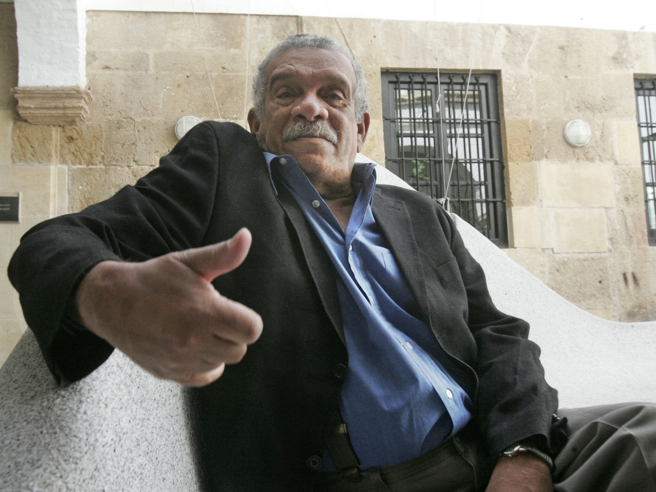 Derek Walcott: "Omeros," the Caribbean Nobel Prize winner's masterpiece, is being reissued.