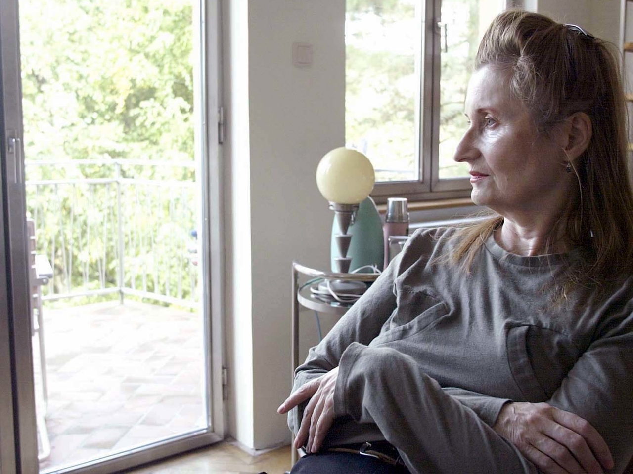 Hanno annunciato la falsa morte del premio Nobel austriaco Elfriede Jelinek, a causa di un'altra menzogna dell'italiano Tommaso Debenedetti