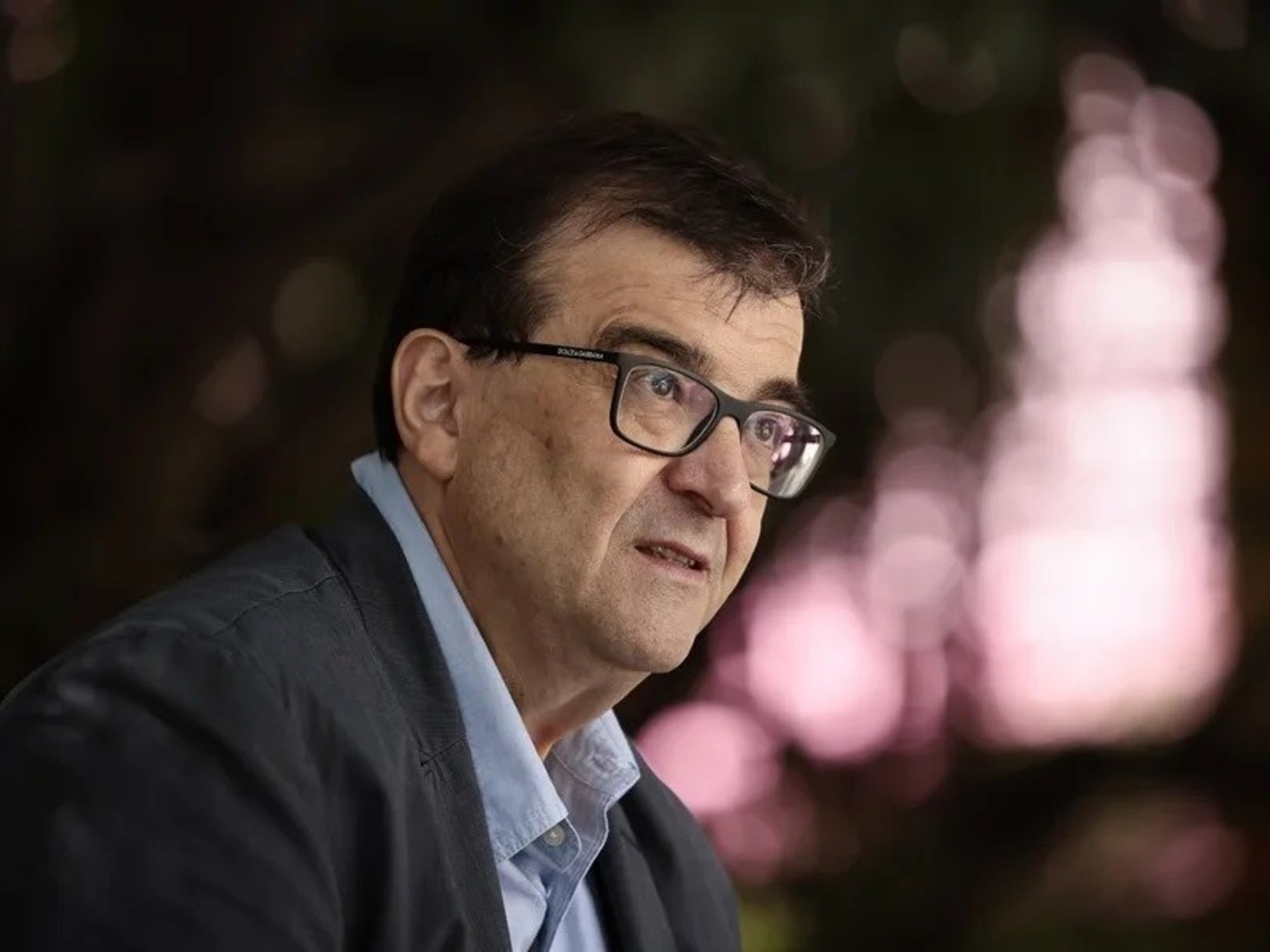 Javier Cercas: "Fuggiamo come la peste dalla letteratura che addolcisce la realtà."
