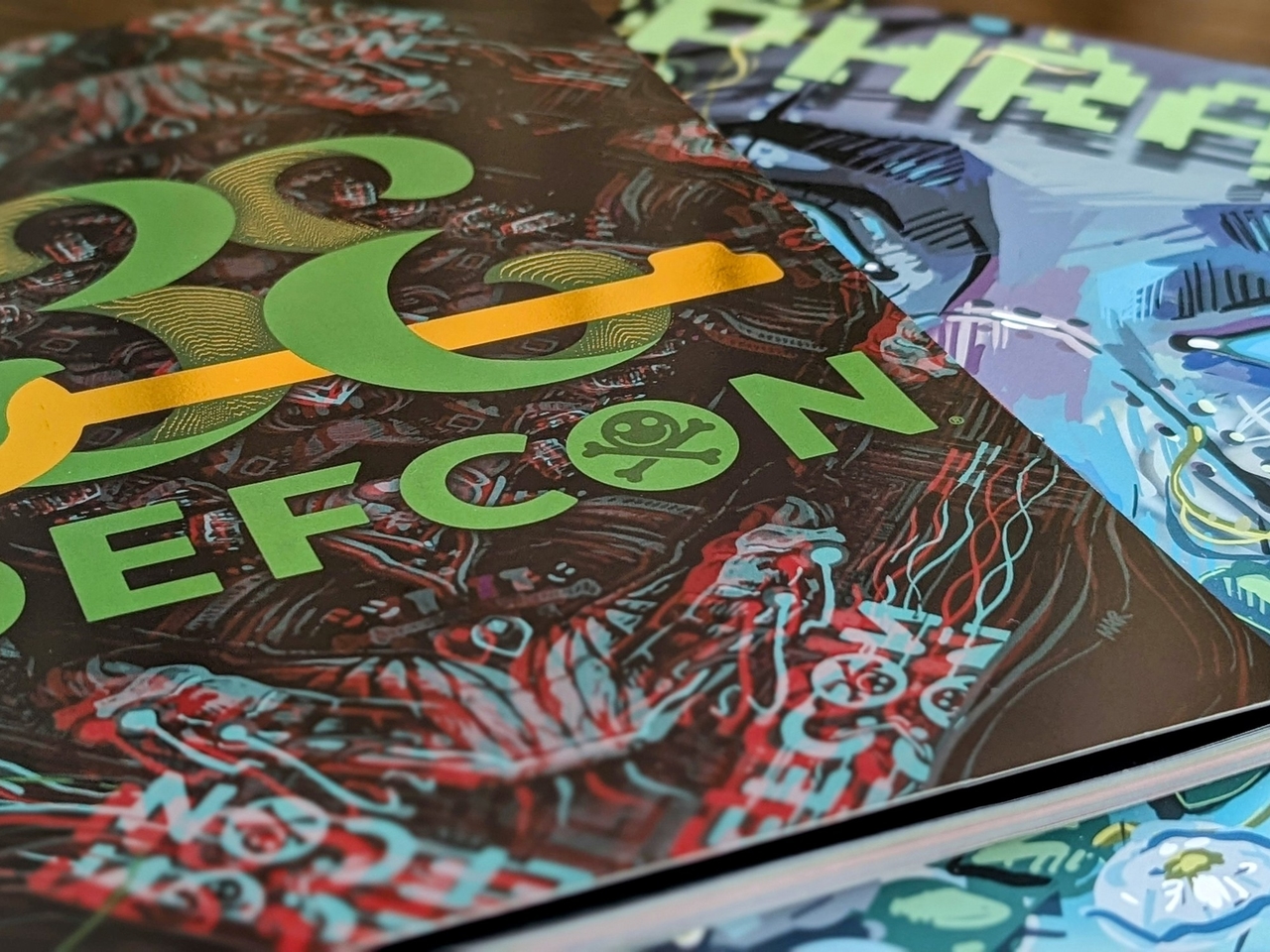 DEF CON 33: Argentinos revelam falhas em roteadores, malware norte-coreano e explicam segurança cibernética quântica