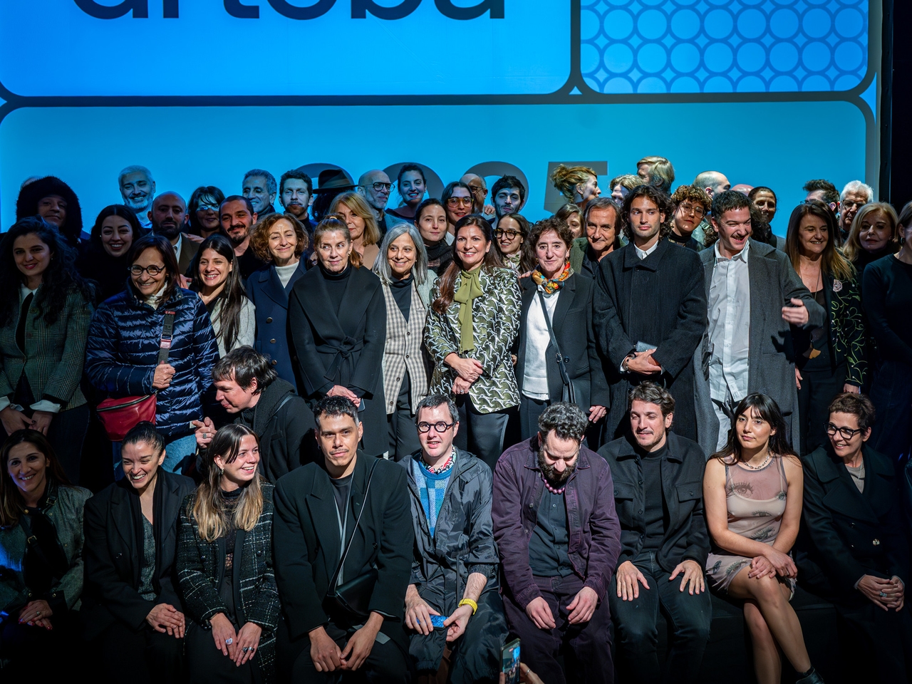Enthousiasme, art et glamour : galeristes, conservateurs et collectionneurs au lancement d'arteba 2025