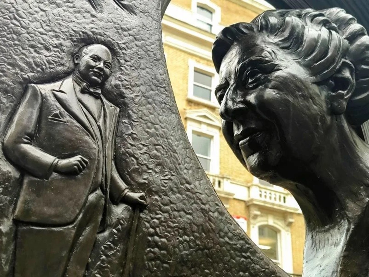 Poirot'nun ölümünden 50 yıl sonra, Agatha Christie'nin titiz ve kusursuz dedektifi