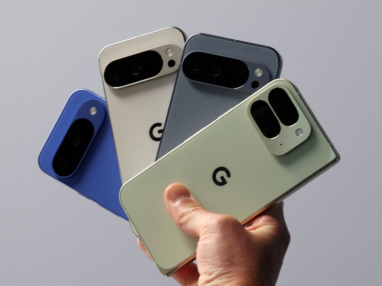 Google heeft de nieuwe Pixel 10 onthuld: prijzen, details en de innovaties waarmee het toestel een voorsprong heeft op de iPhone.