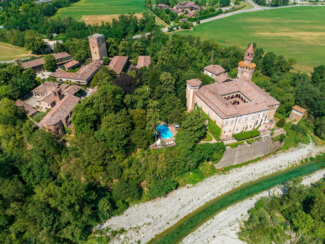Das spektakuläre Schloss, das Giorgio Armani faszinierte, der Geist des Küchenchefs und das Restaurant, in dem der Designer aß