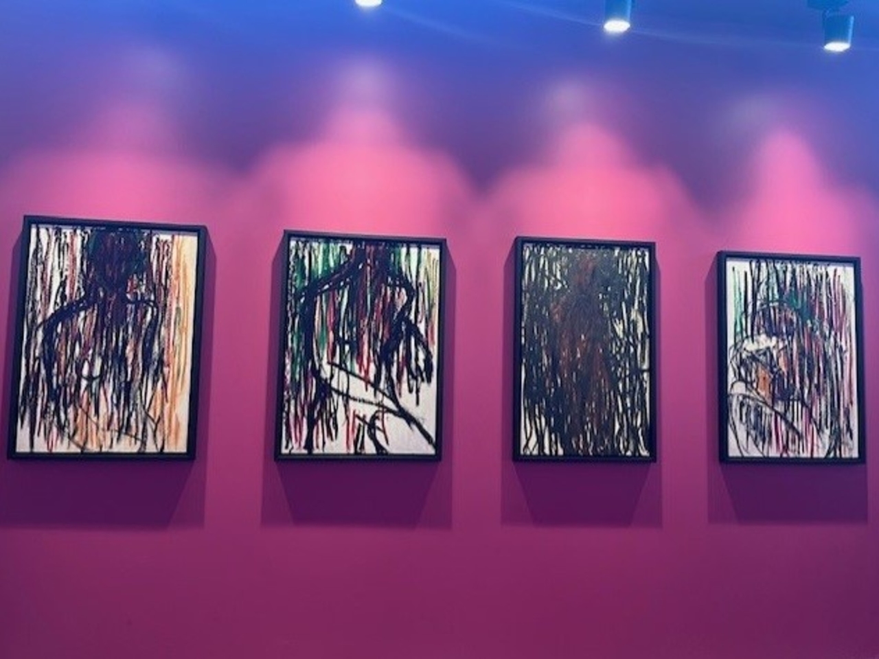 Bij CI Contemporáneo vindt een explosie van kunst plaats tussen het profane en Saoedische verzamelaars.
