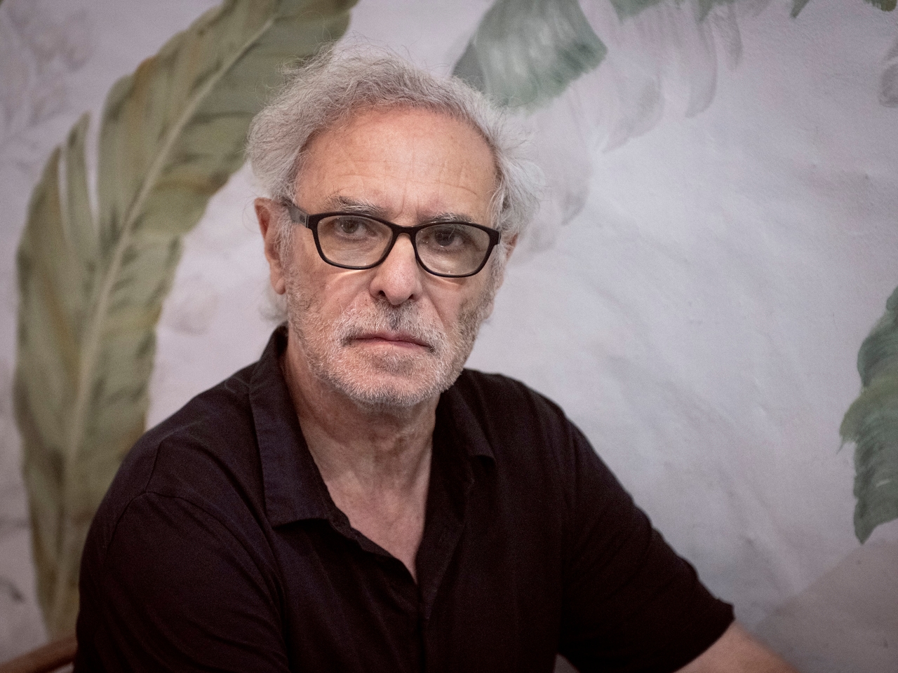 El enigma de los buzones rojos: entre el deseo y la literatura de Vicente Palermo