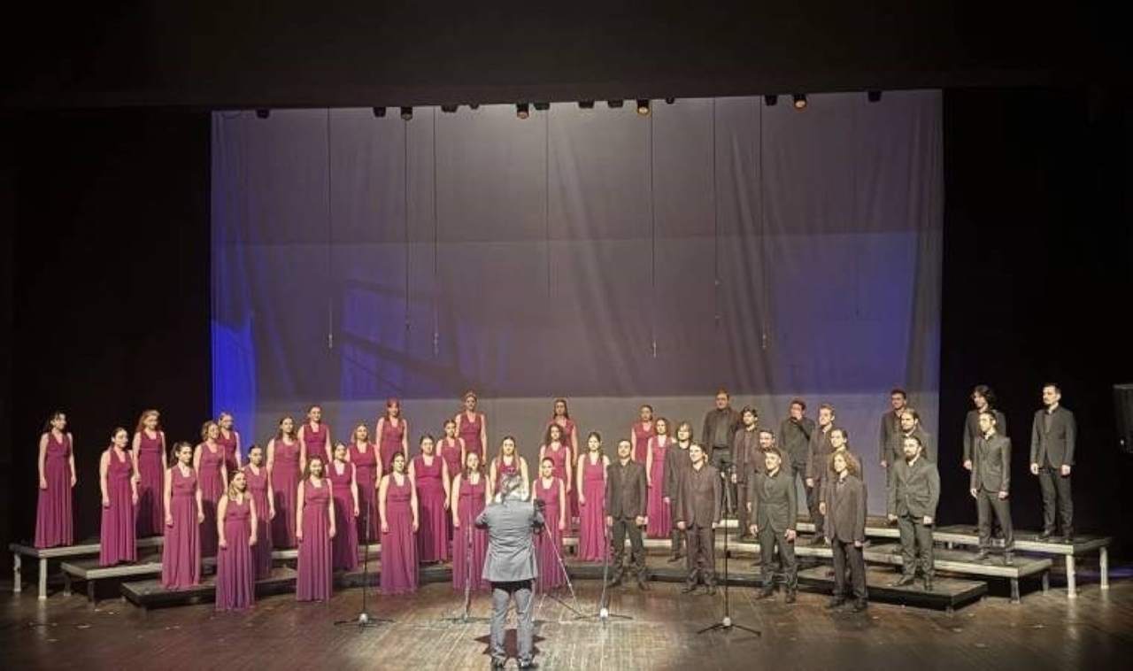 Festiwal organizowany przez IMM City Theatres skupia się na temacie „Przyszłość, więc jak?”: Czas na „Young Days” w Stambule