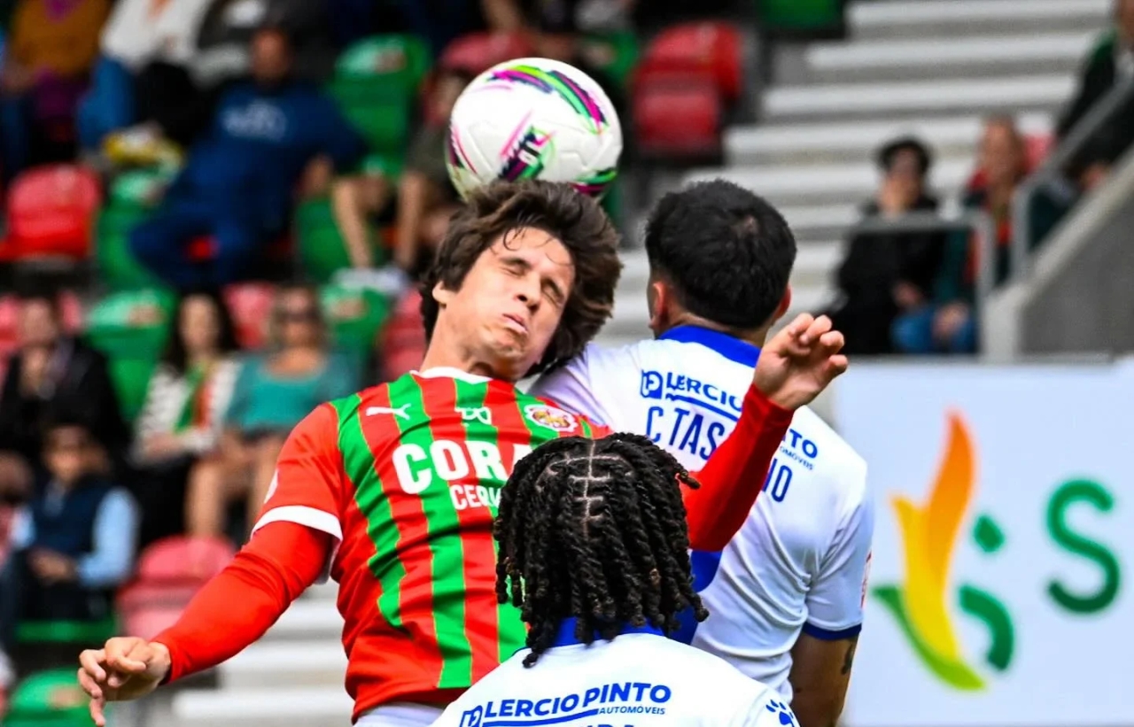 Feirense trekt op Madeira