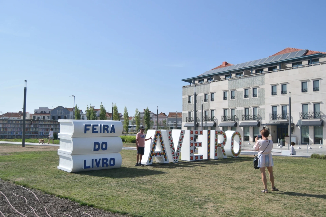 Feira do Livro deu «pulo grande» no Rossio