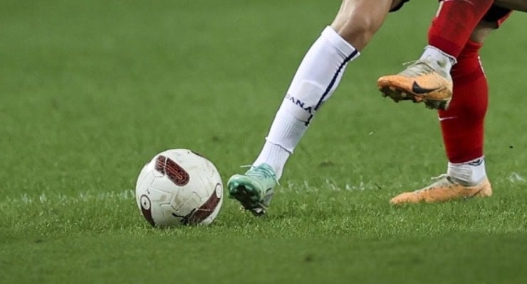 'Voetbalseizoen' begint: Welke competitie, welke zender?