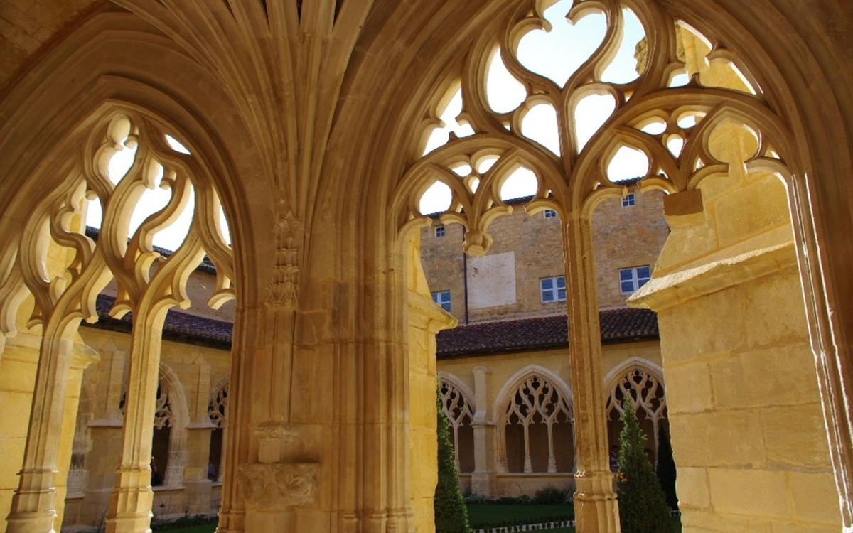 Was kann man zu Beginn der Woche in der Dordogne unternehmen?