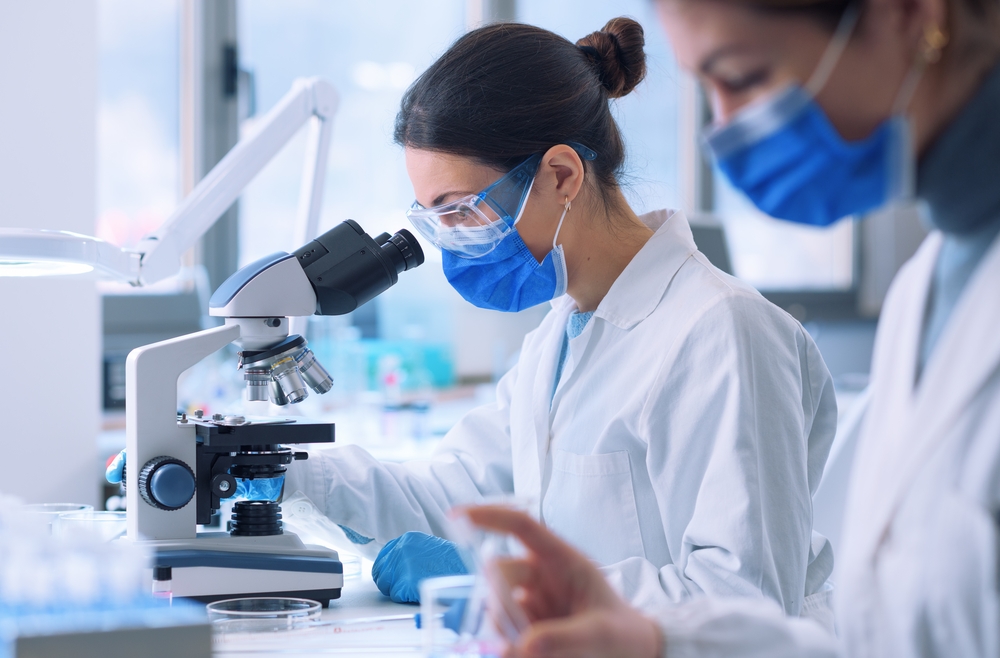 Leiden microbiologists develop “poo pill” to treat gut disorders