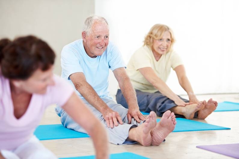 Dicas de especialistas para idosos: por que o Pilates não é um esporte apenas para jovens