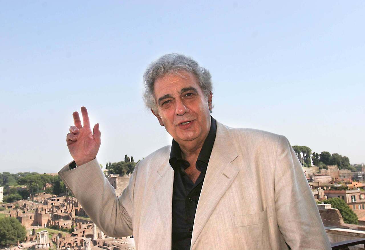 The Faraglioni Capri International Award goes to Placido Domingo.
