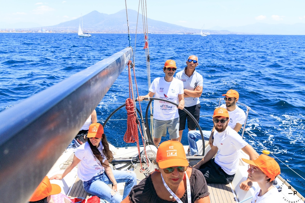Sailing therapy for oncology and hematological patients: boat trip in the Gulf of Naples