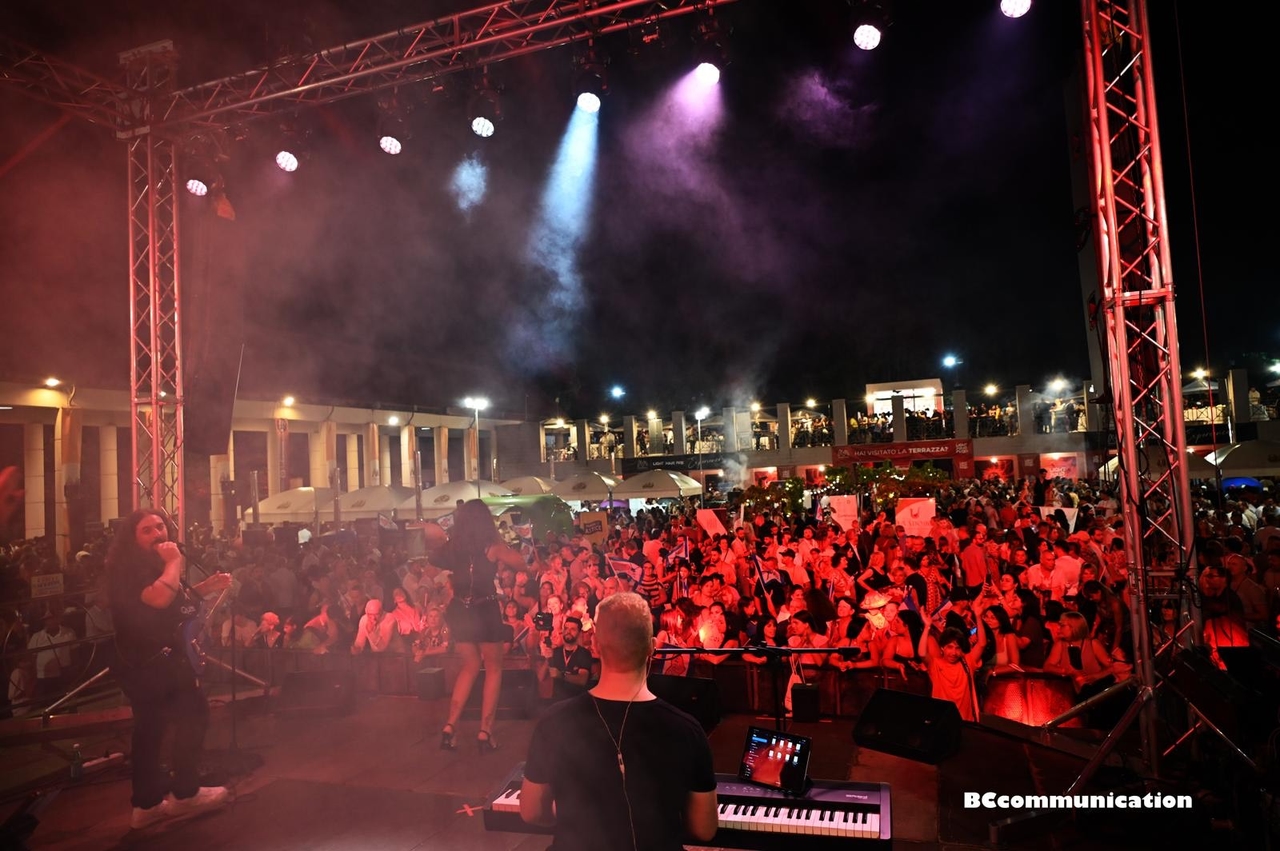 Monteruscello fest, 200 proposte gastronomiche e un nuovo vino autoctono flegreo il “Santa Chiara”