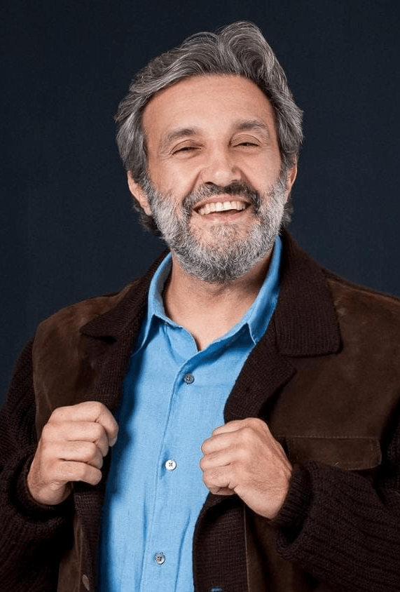 Premios: Flavio Insinna gana el premio "Segreti d'Autore" 2025.