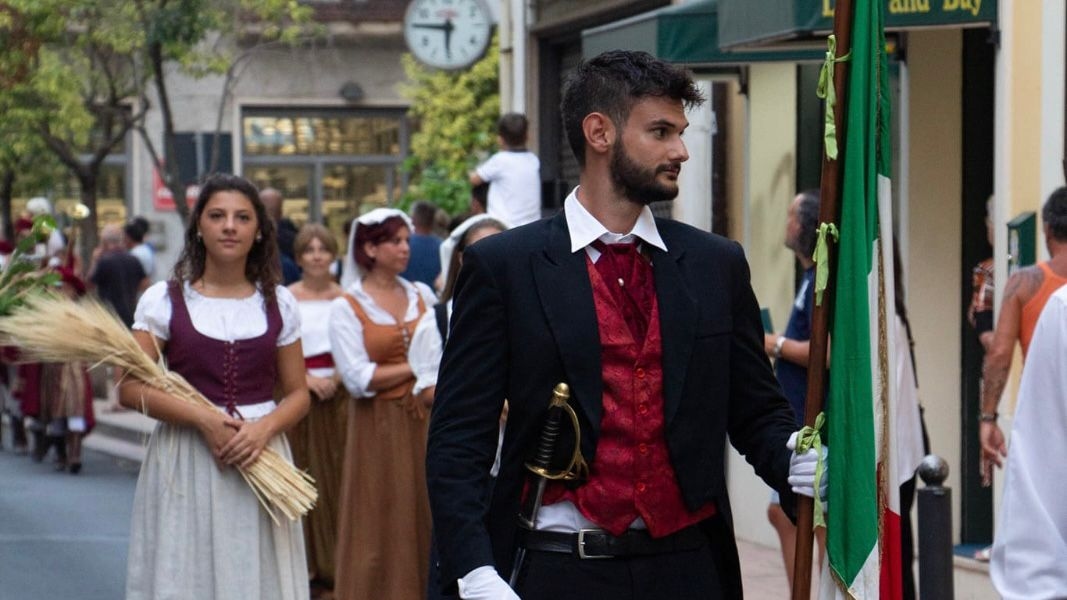 Sapri hosts three days of Pisacane celebrations: theater, parades, and an award in memory of the Risorgimento hero.