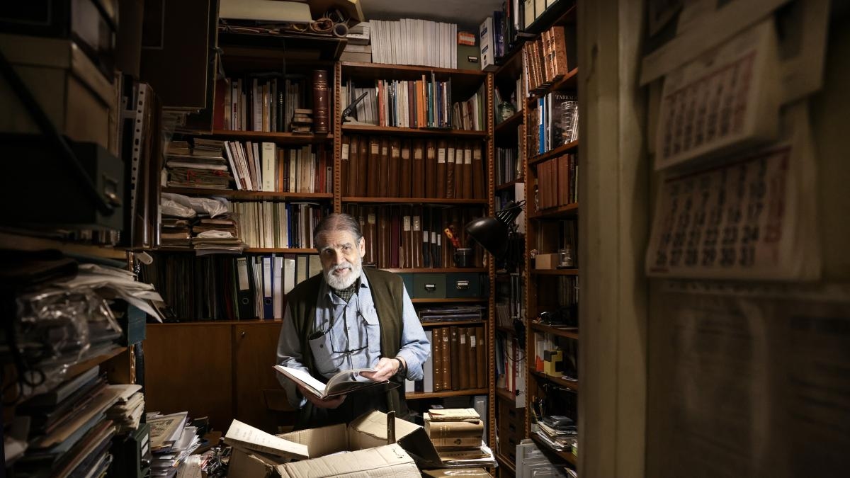 Eloy Hernández'in kütüphanesi: yazmanın rolü