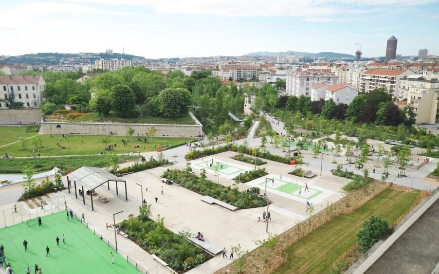 Tanzfläche, Tischtennisplatten, Parkour... Bürgerhaushaltsprojekte im 7. Arrondissement von Lyon
