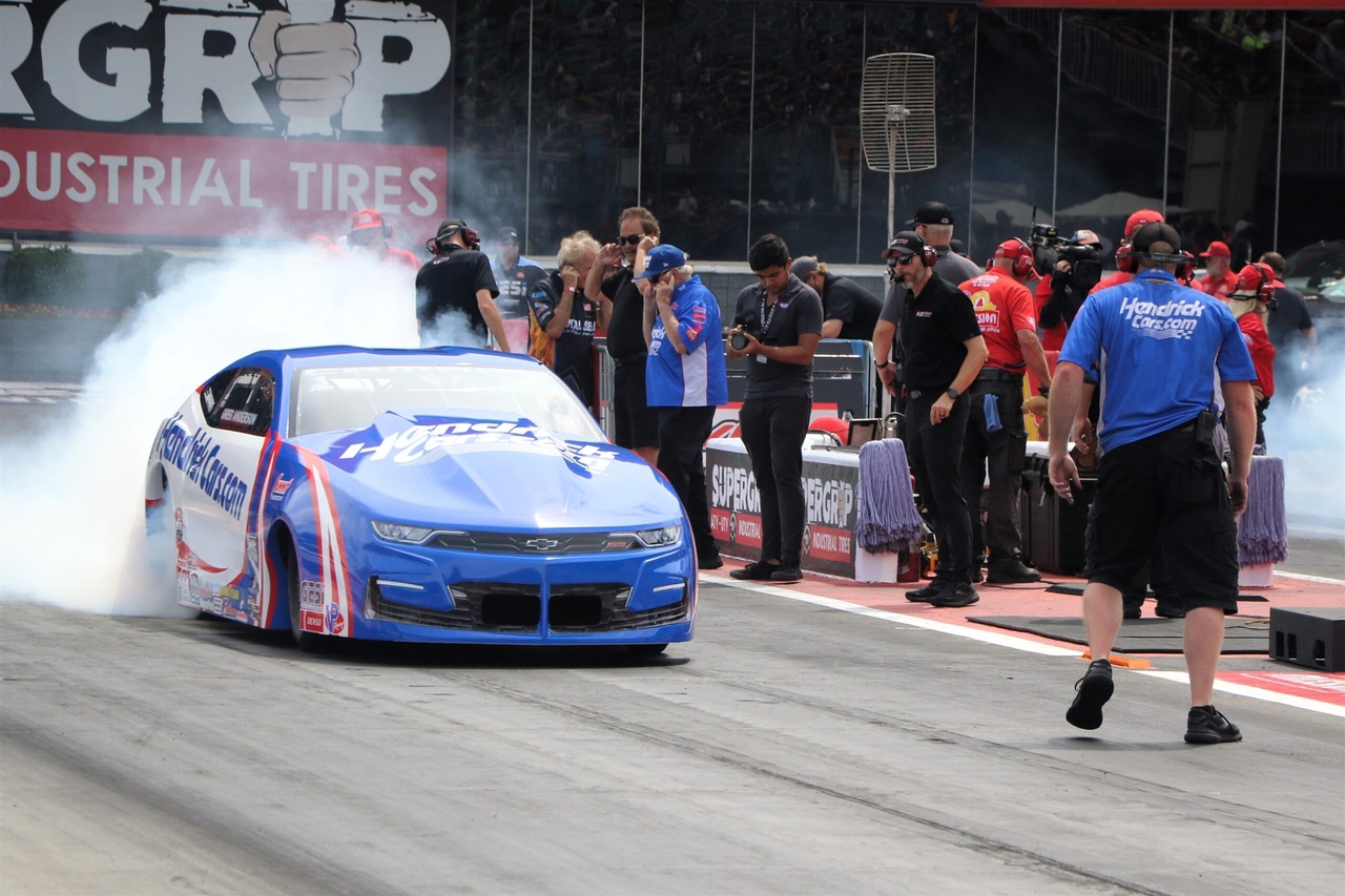 MOTORSPORT AMERICA EXCLUSIVE PHOTOS OF THE NHRA PRO STOCK ROUNDS AT THUNDER VALLEY!