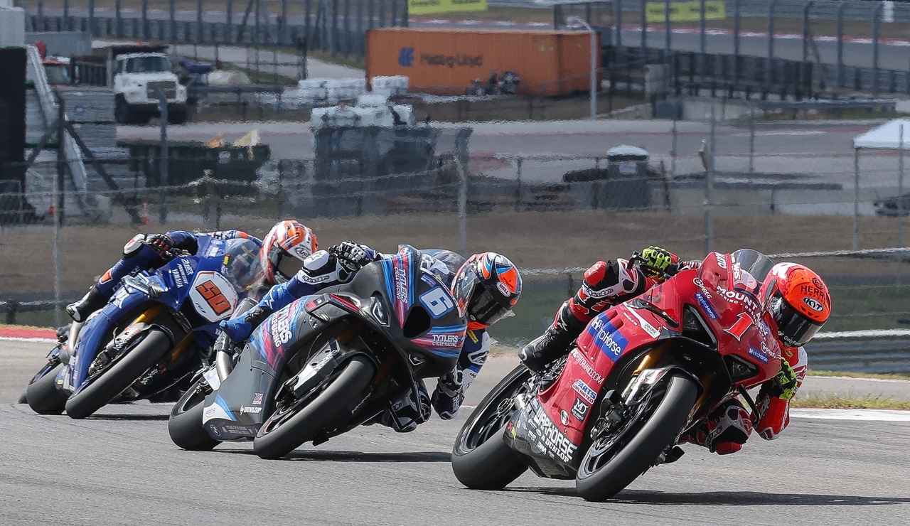 MotoAmerica Superbike Championship Is Up For Grabs In Finale