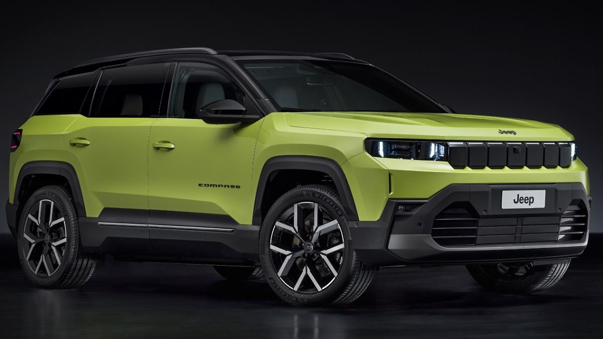 İlk kez elektrikli araç olarak da: Yeni Jeep Compass - elektrik manyetik alanına dönüştürüldü