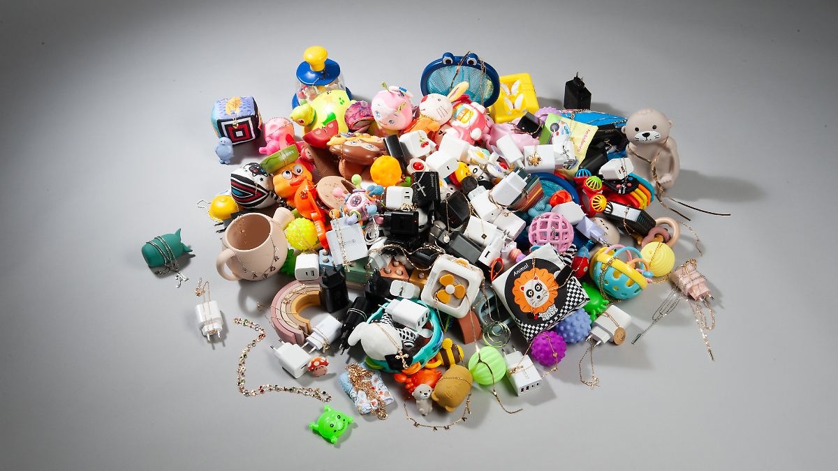 Tóxicos y altamente peligrosos: Un probador de consumidores analiza Temu y Shein.