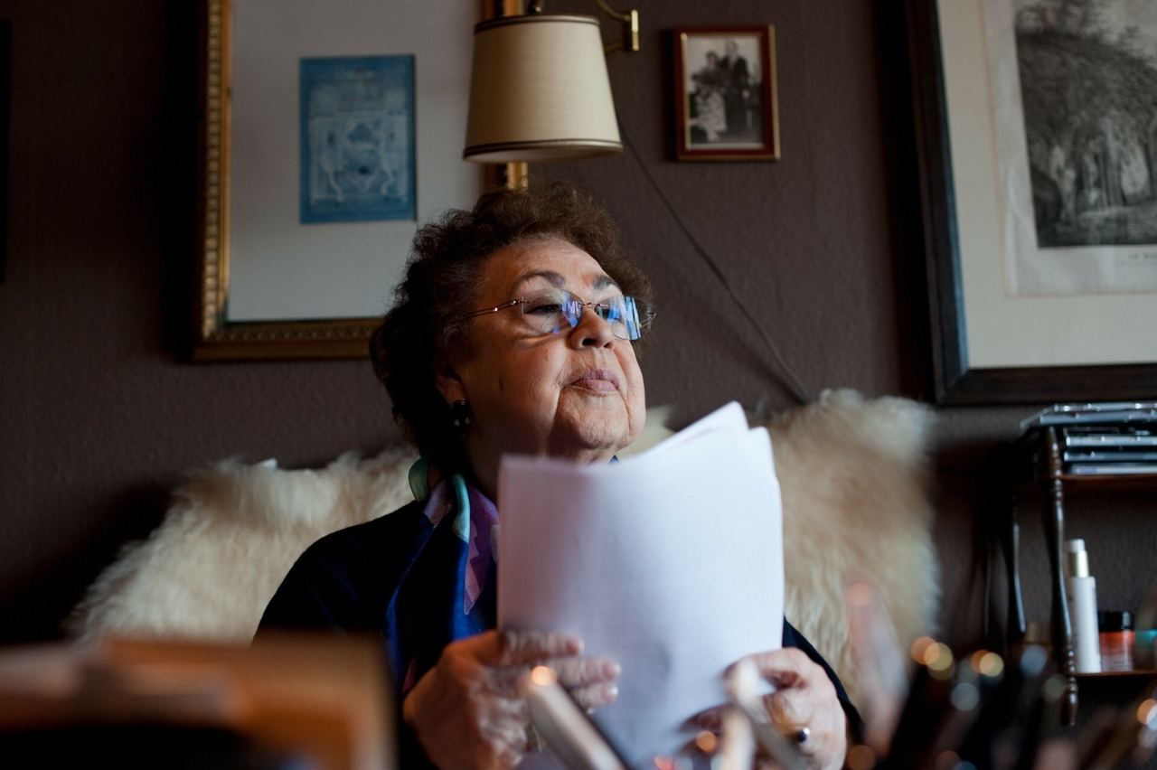 Letter biography | Gisela Steineckert: Hugs in thought
