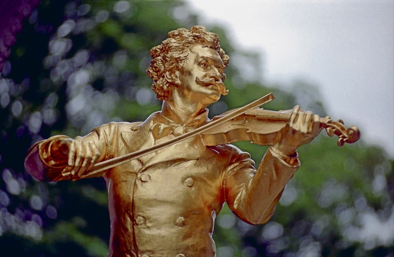 Johann Strauss à Vienne | Valse de Strauss : Plus que Um-ta-ta