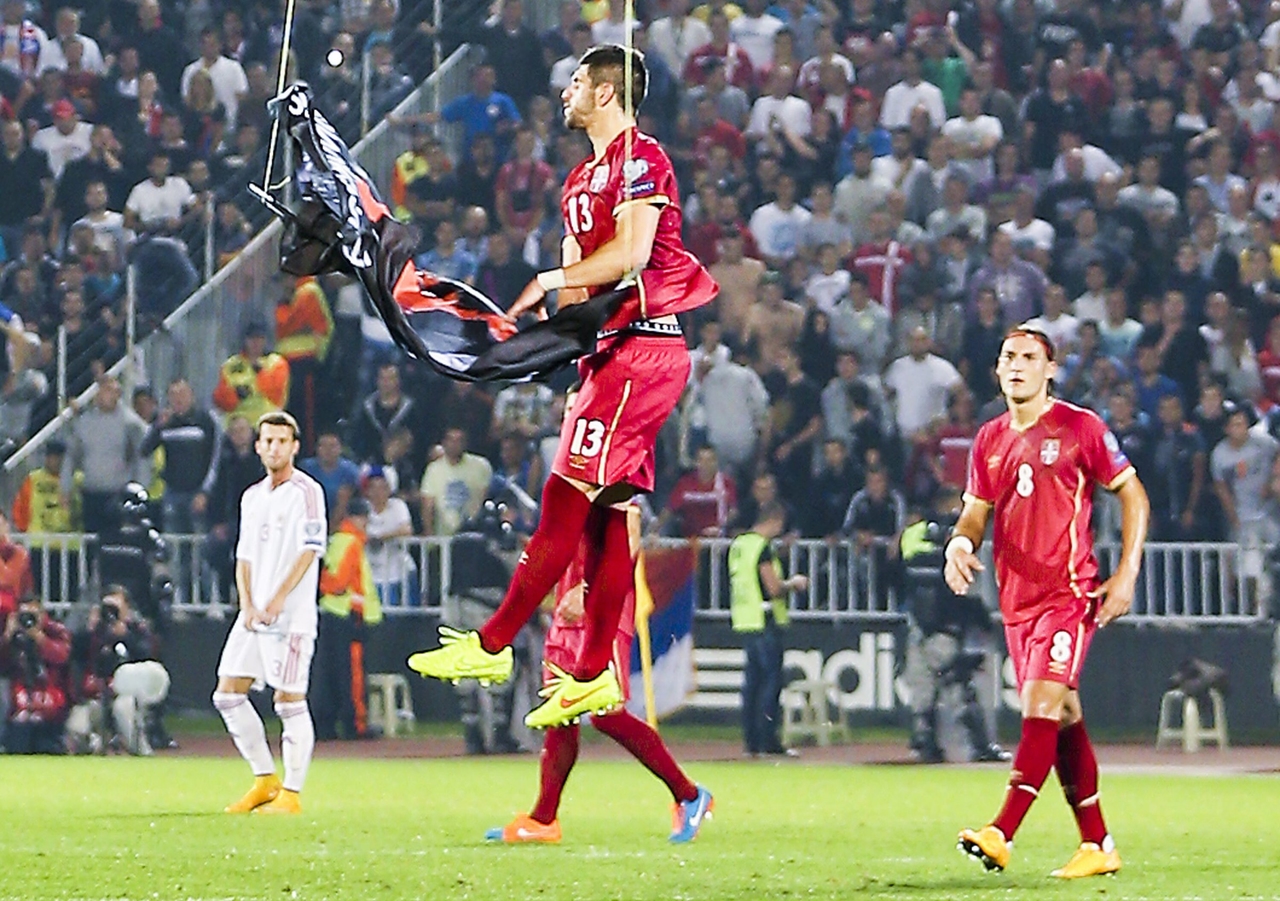 Voetbal | Servië vs. Albanië: wanneer voetbal een proxy-oorlog wordt